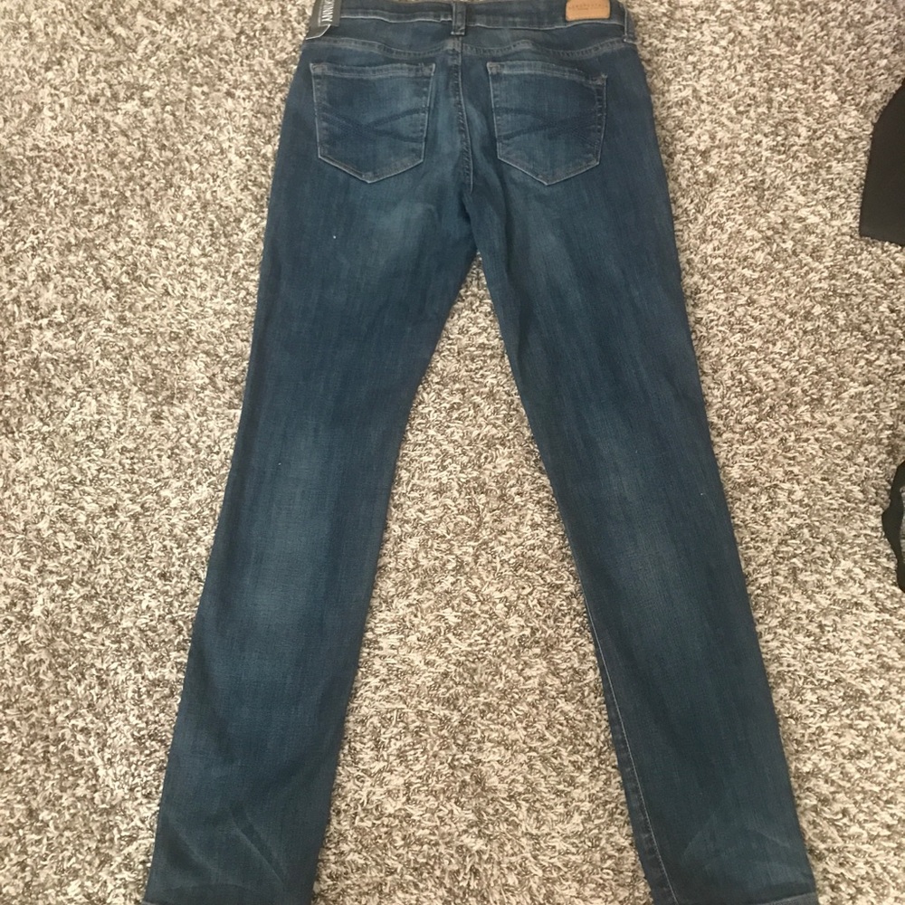 Aeropostale skinned slightly ripped jeans